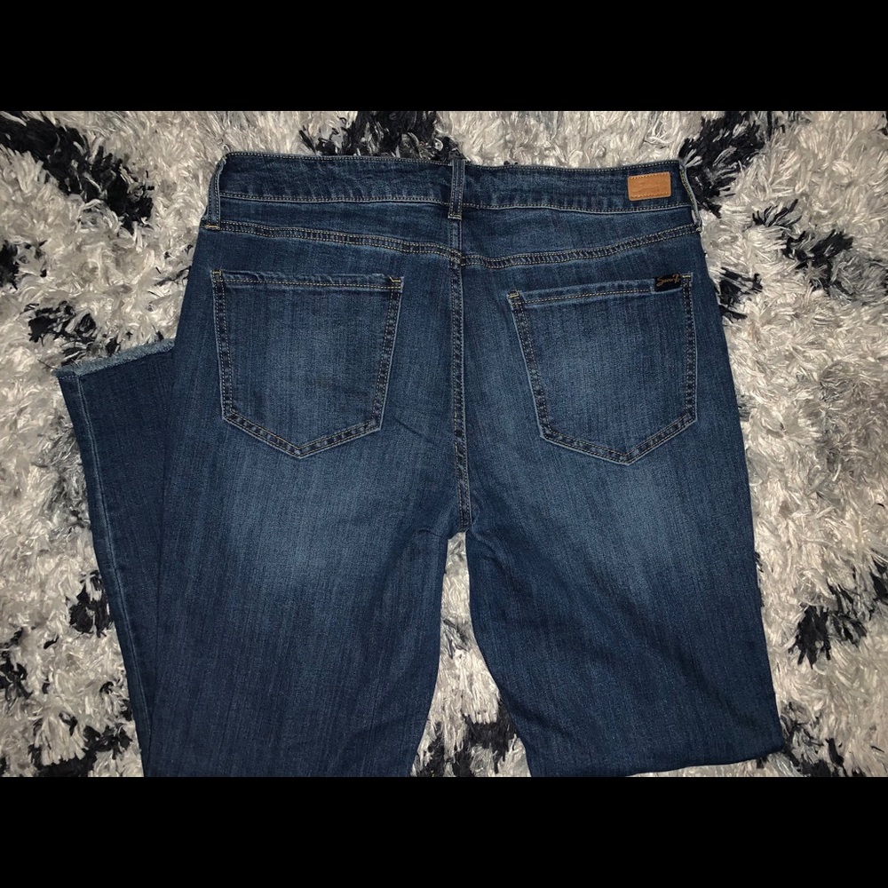 Jeans - Picture 3 of 4